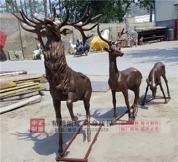 大型銅鹿雕像價錢