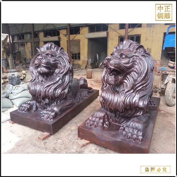 大型西方鎏金銅獅子雕塑報(bào)價(jià).jpg