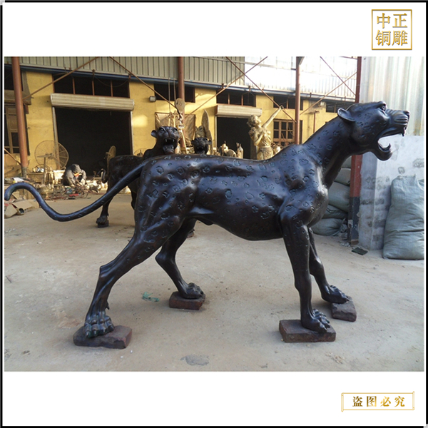 景觀金錢豹銅雕塑鑄造價(jià)格.jpg