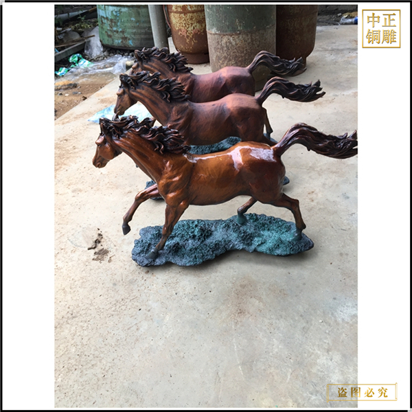 小號棗紅色馬到成功擺件.jpg 小號棗紅色馬到成功擺件.jpg
